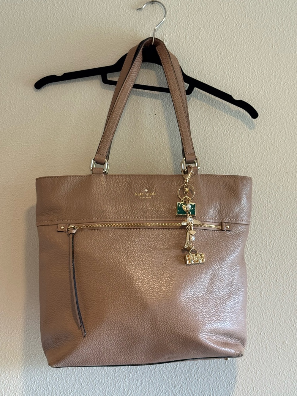kate spade pebble leather tote in beige brown with gold hardware